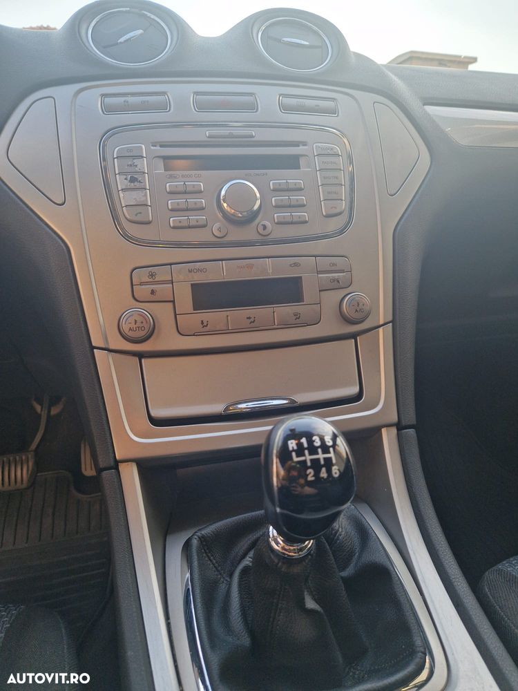 Ford Mondeo 2.0 TDCi Trend - 9
