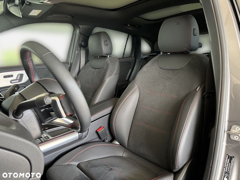 Mercedes-Benz GLA 200 mHEV AMG Line 7G-DCT - 16