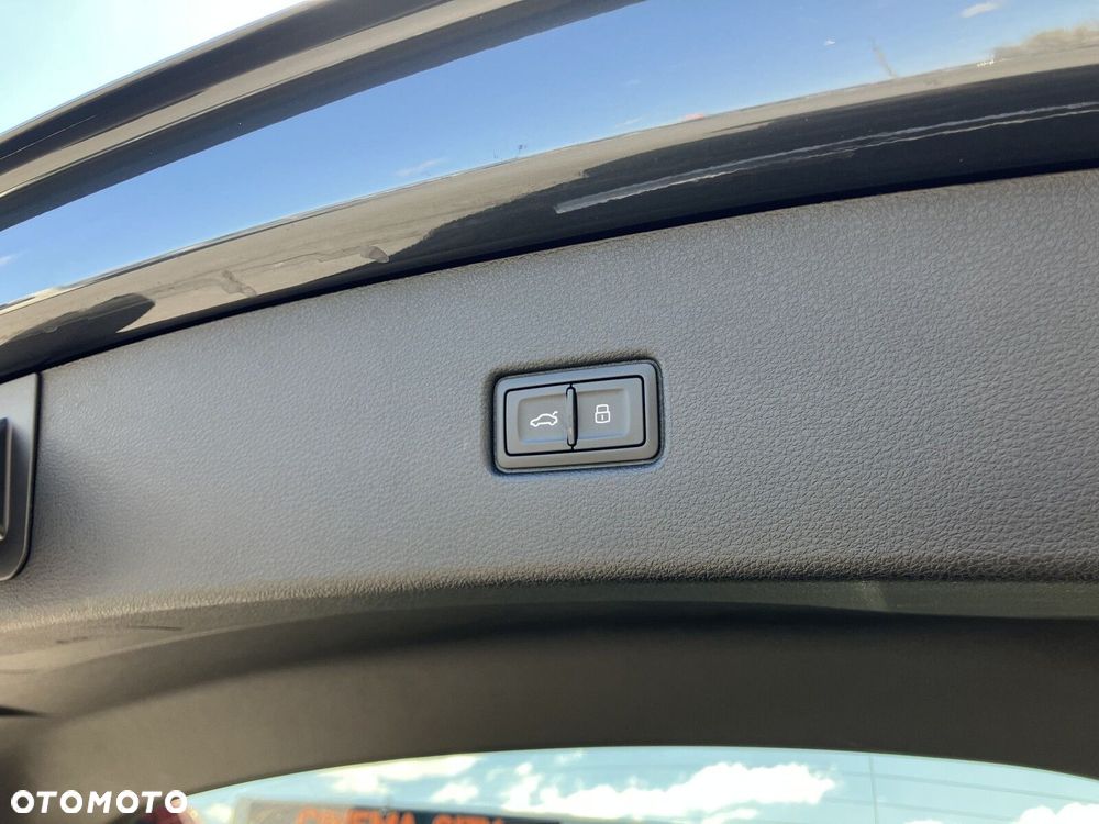 Audi Q5 Sportback - 28