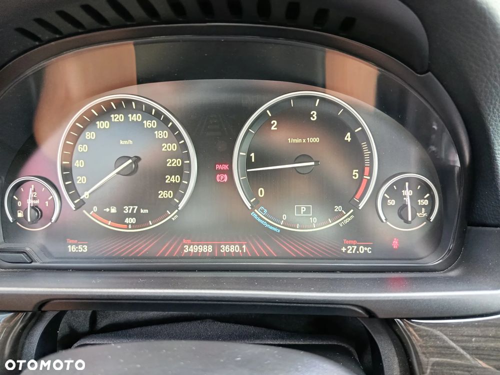 BMW Seria 5 530d xDrive - 21