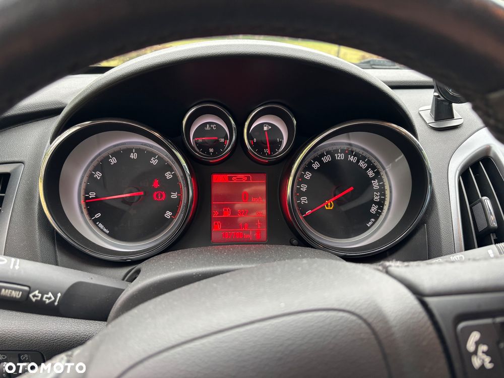 Opel Astra 1.4 T Cosmo EU6 - 13
