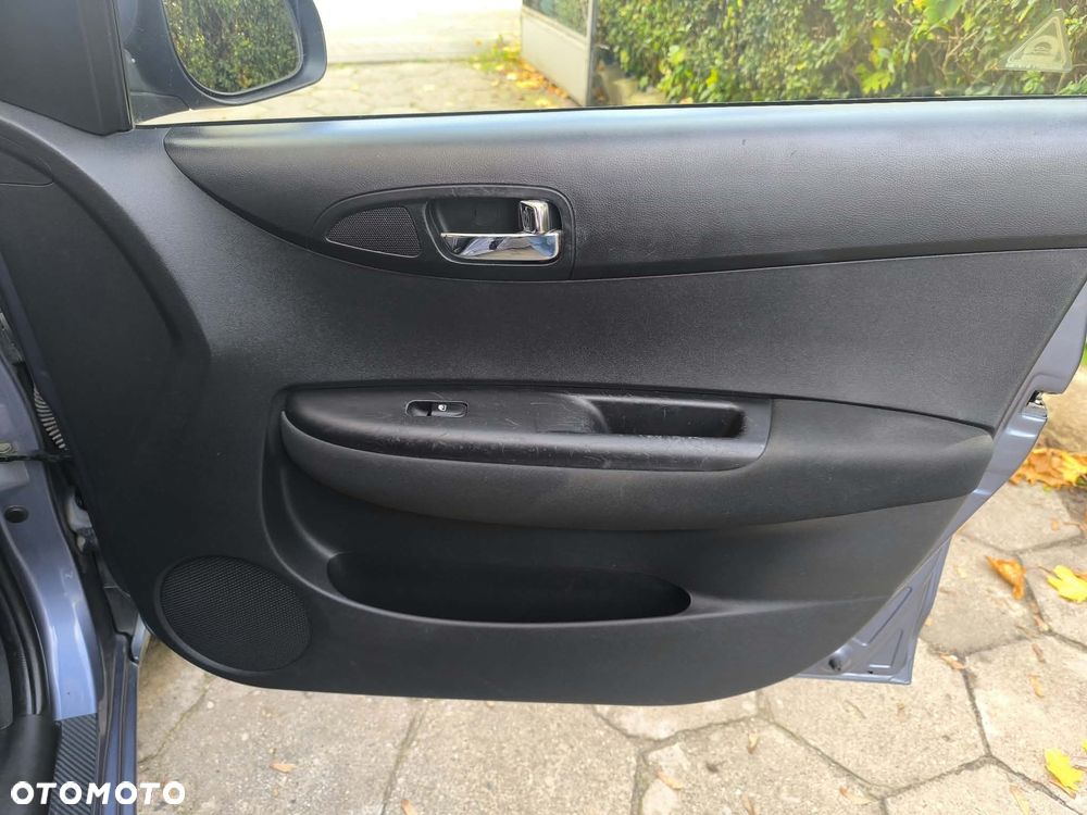 Hyundai i20 - 11