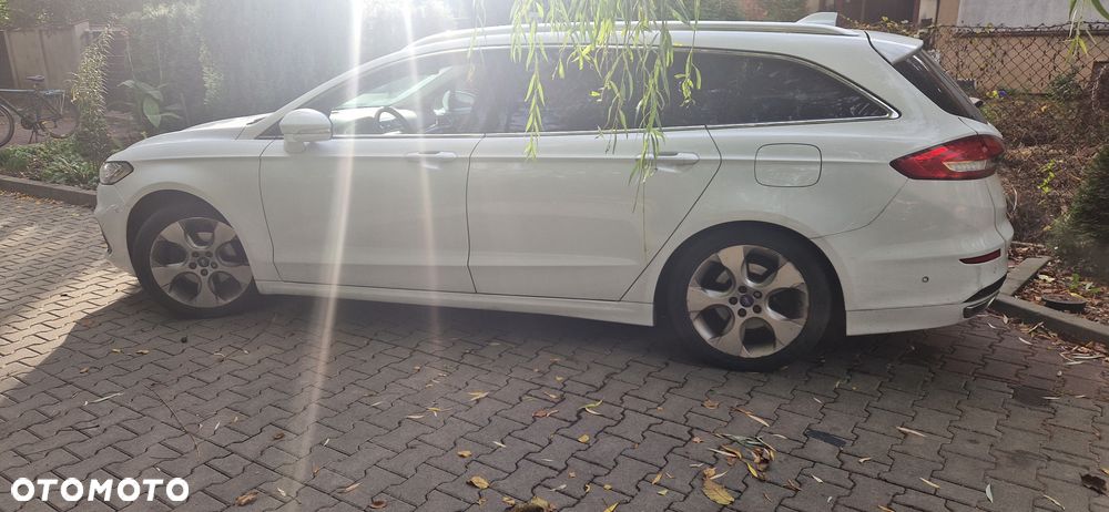 Ford Mondeo 2.0 TDCi Titanium PowerShift - 31