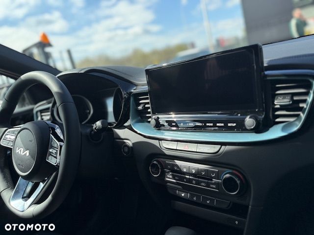 Kia XCeed 1.6 T-GDI Tribute DCT - 16