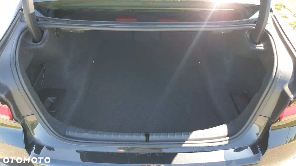 BMW Seria 5 520d MHEV Sport - 24