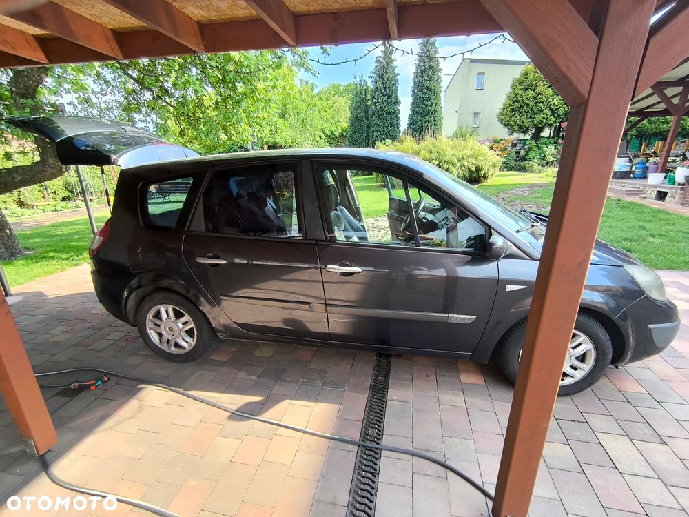 Renault Megane 1.9 dCi Luxe Expression - 9
