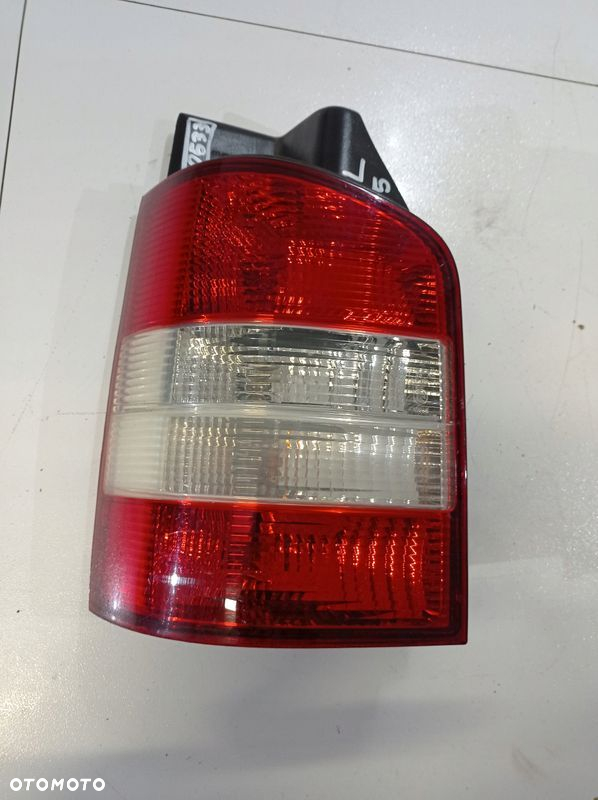 VW T5 LIFT LAMPA LEWY TYŁ EUROPA - 2