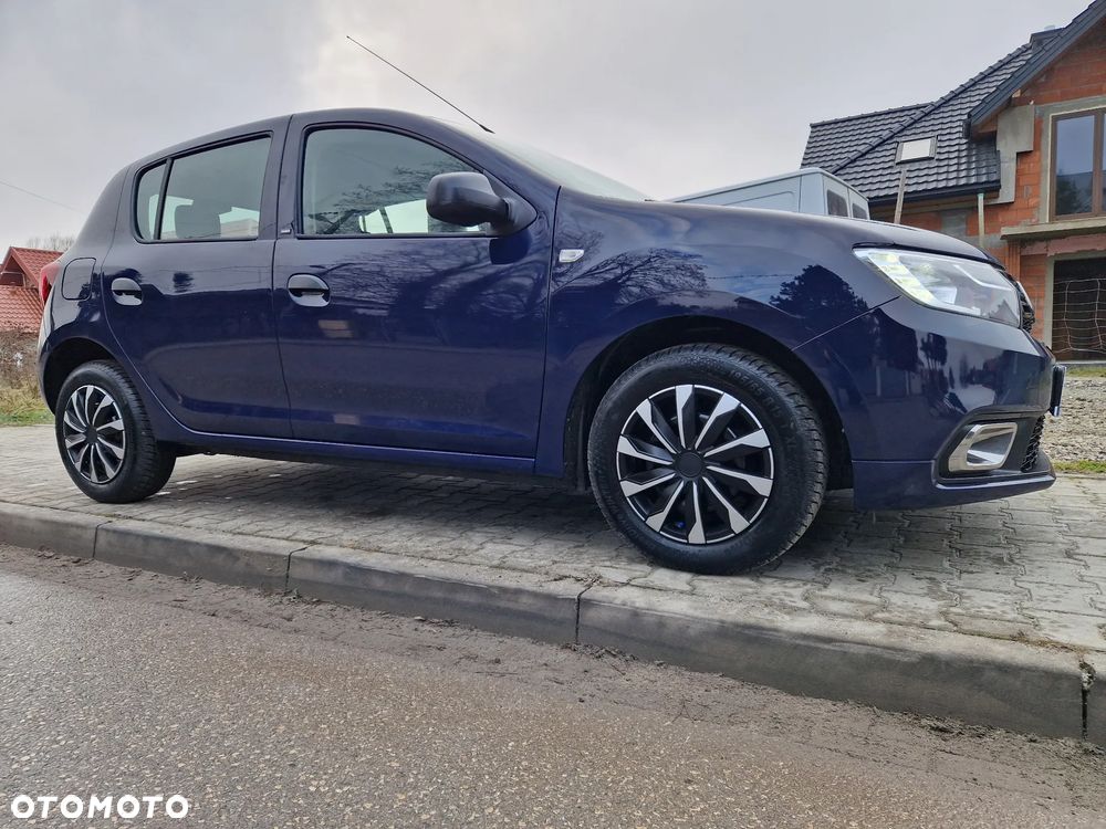 Dacia Sandero - 10