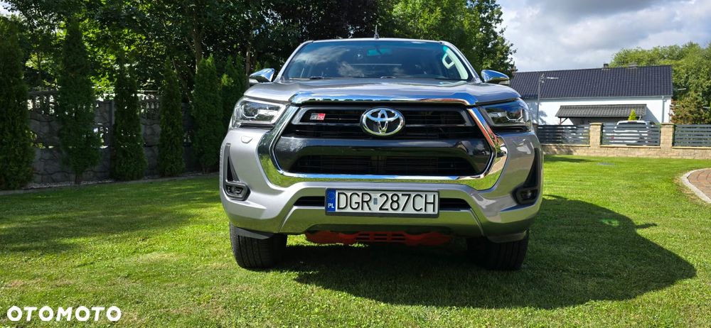 Toyota Hilux 2.4 D-4D Double Cab DLX 4x4 - 2