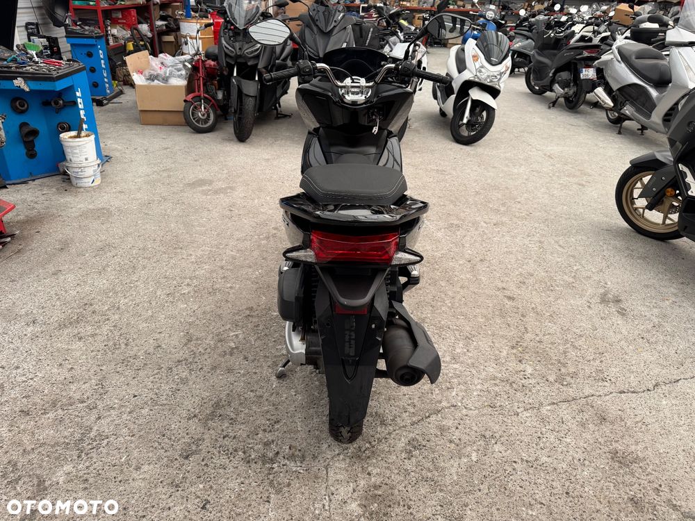 Honda PCX - 5