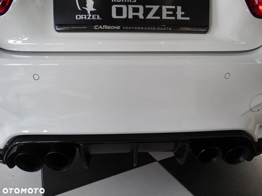 BMW M4 Coupe DKG - 23