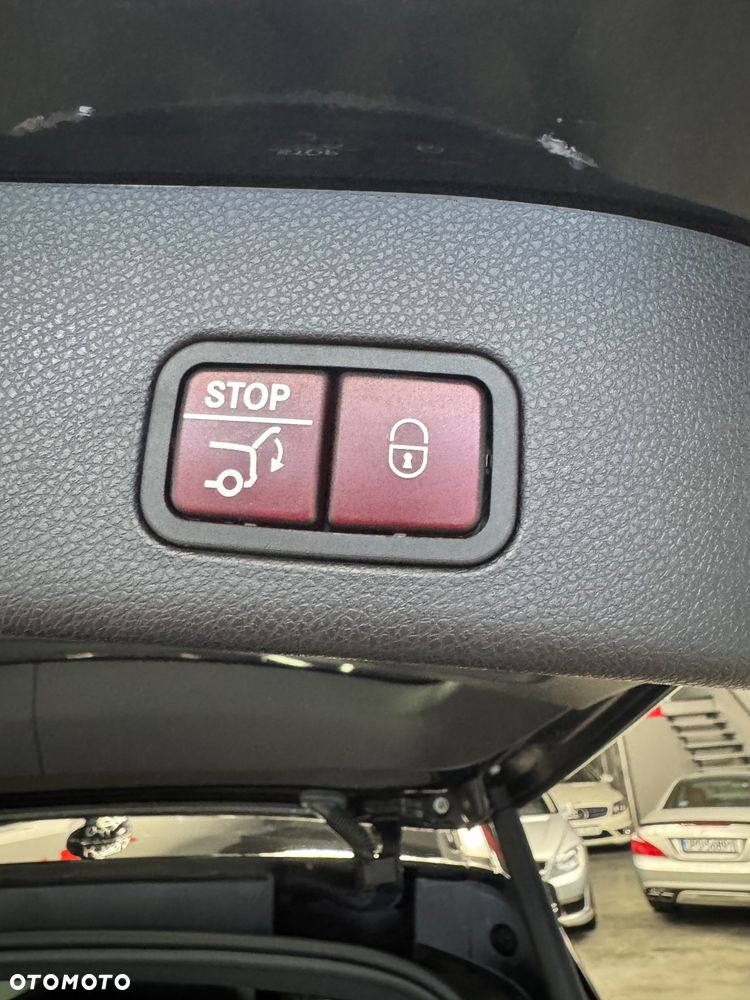 Mercedes-Benz GL 63 AMG 4Matic AMG Speedshift Plus 7G-TRONIC - 35
