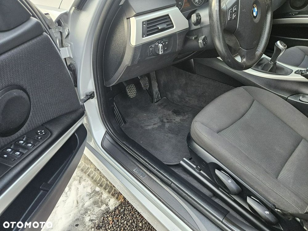 BMW Seria 3 - 13