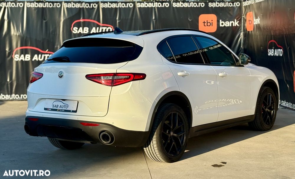 Alfa Romeo Stelvio ver-2-0-turbo-awd-at8-ti - 21