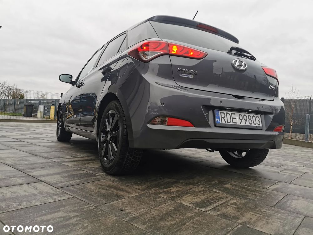 Hyundai i20 blue 1.2 YES Silver - 16