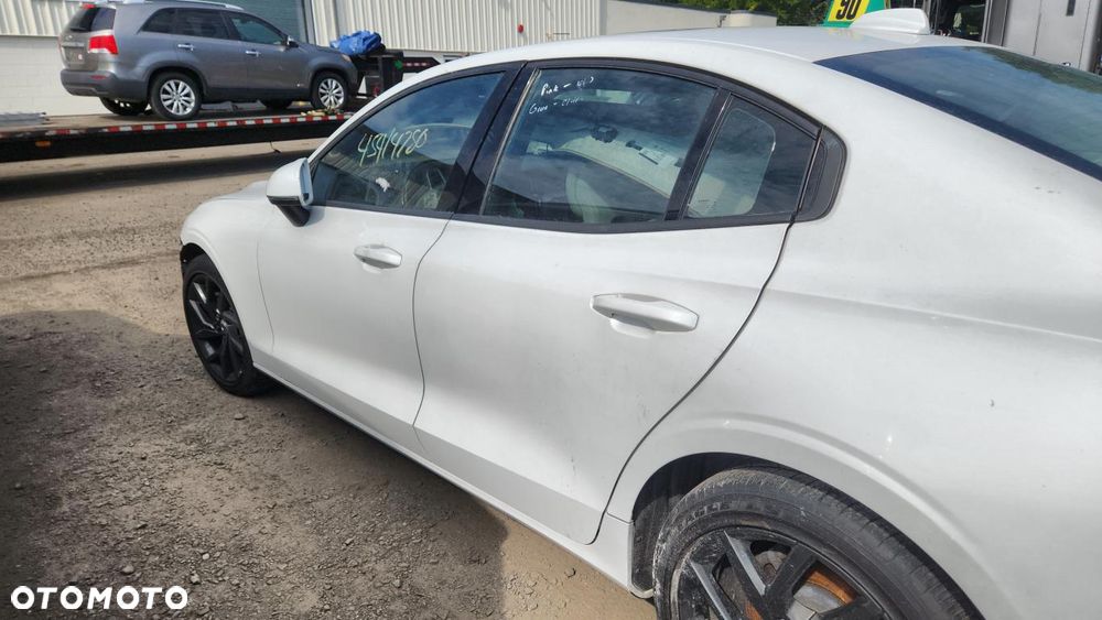 Volvo S60 - 18