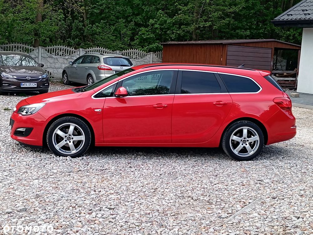 Opel Astra 1.4 Turbo Cosmo - 4