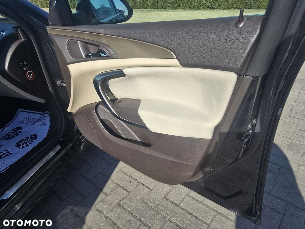 Opel Insignia - 21