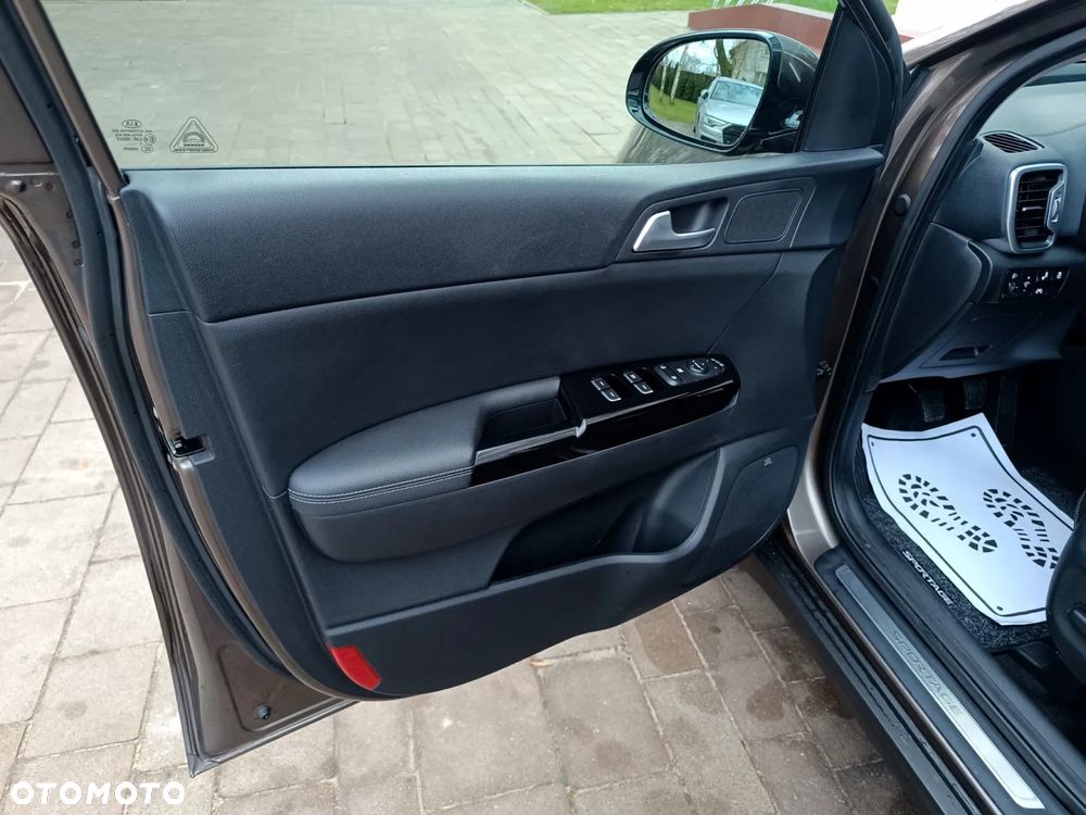 Kia Sportage 1.6 GDI L Business Line Plus 2WD - 23