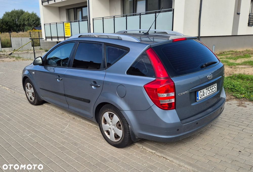 Kia Ceed 1.6 Crdi Comfort - 2