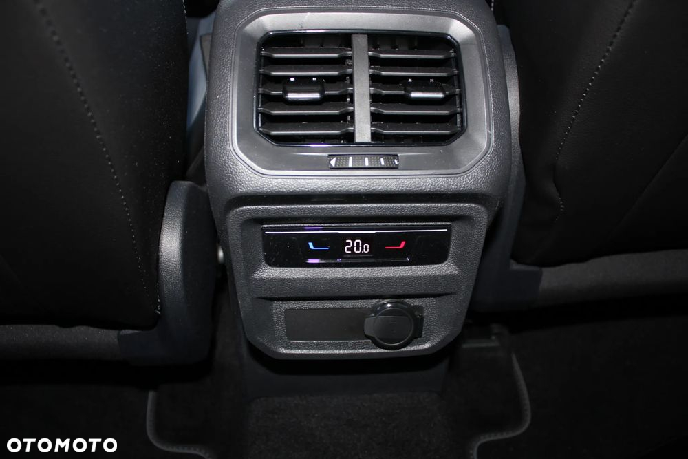 Volkswagen Tiguan - 14