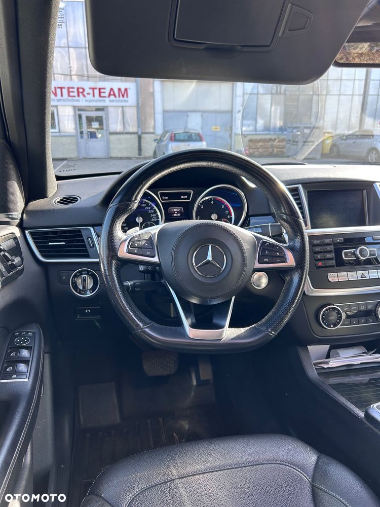 Mercedes-Benz ML 350 BlueTEC 4-Matic - 12