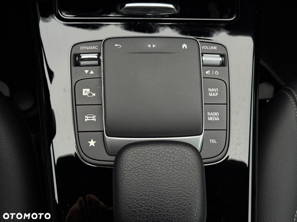 Mercedes-Benz CLA 200 mHEV 7G-DCT - 20