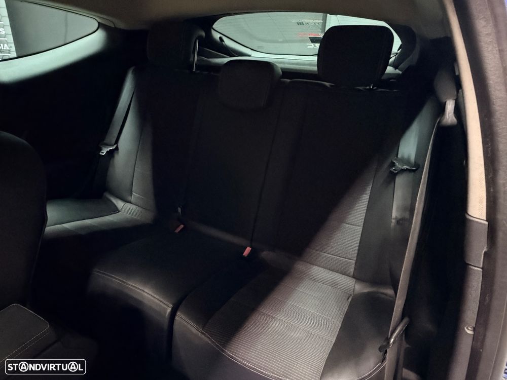 Renault Mégane Coupe - 22