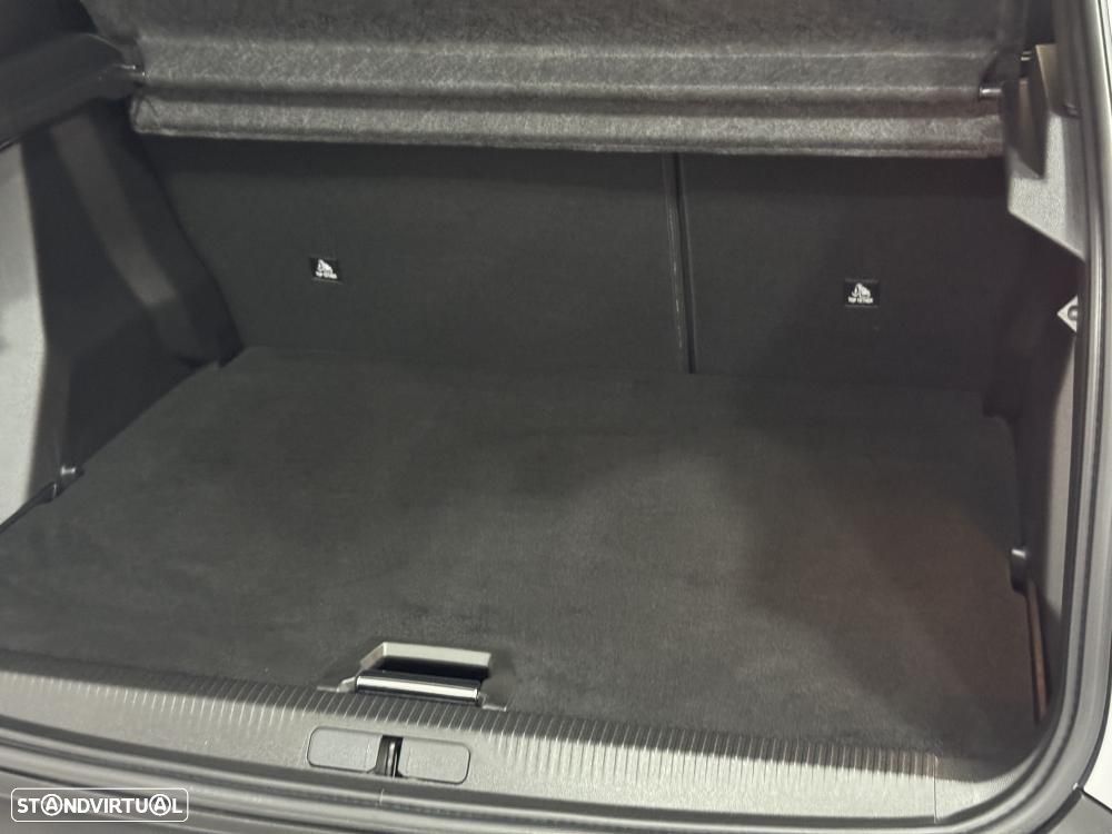 Peugeot 2008 PureTech 130 EAT8 Allure - 48