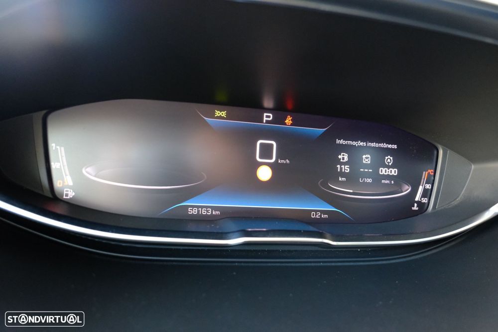 Peugeot 5008 1.2 PureTech Allure EAT8 - 23