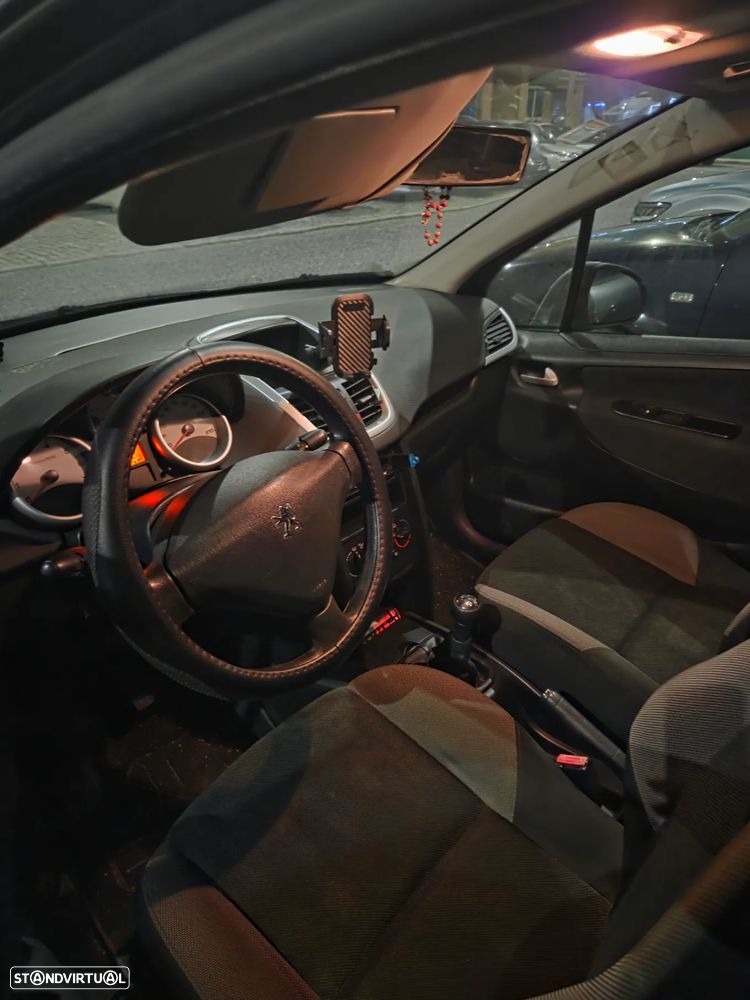 Peugeot 207 1.4 16V Open - 5