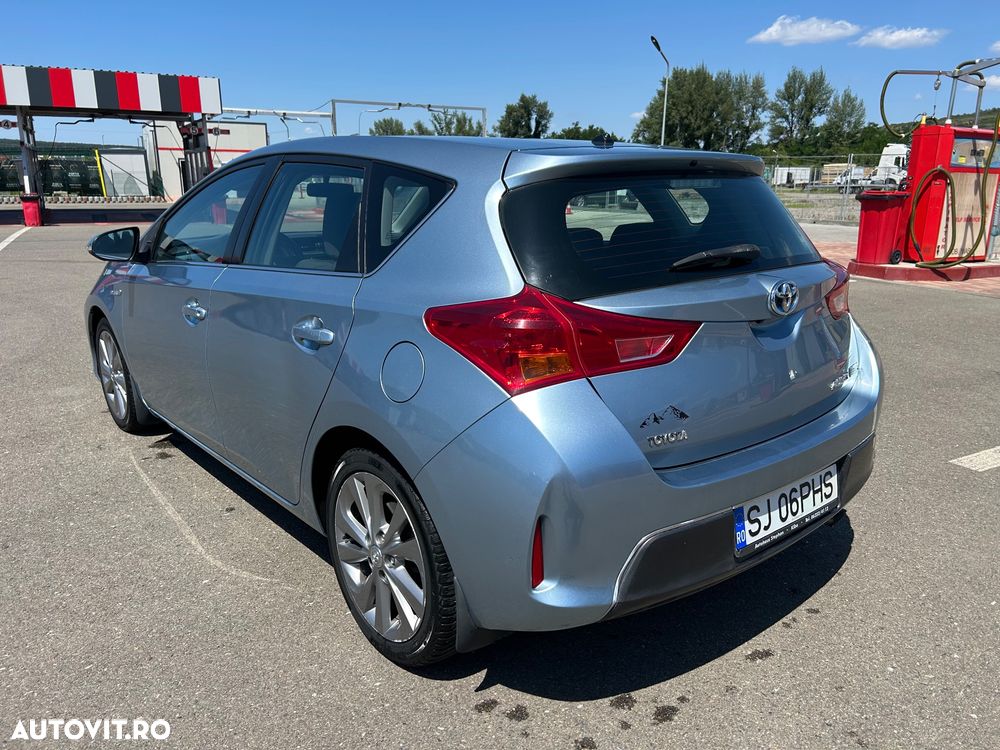 Toyota Auris - 3