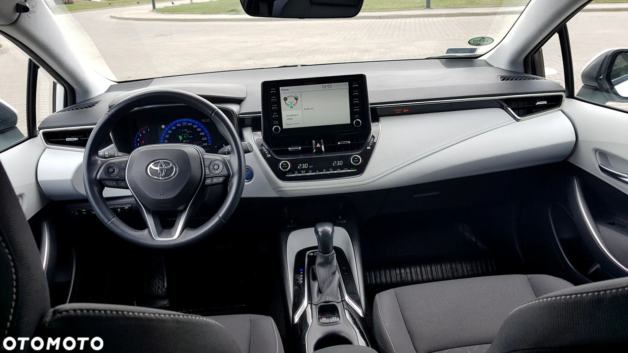 Toyota Corolla 1.8 Hybrid Style - 15