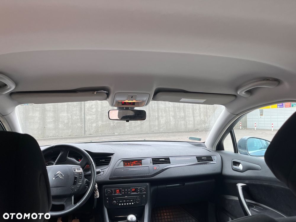 Citroën C5 2.0 HDi Confort - 5