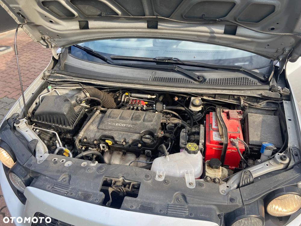 Chevrolet Aveo 1.2 LS - 11