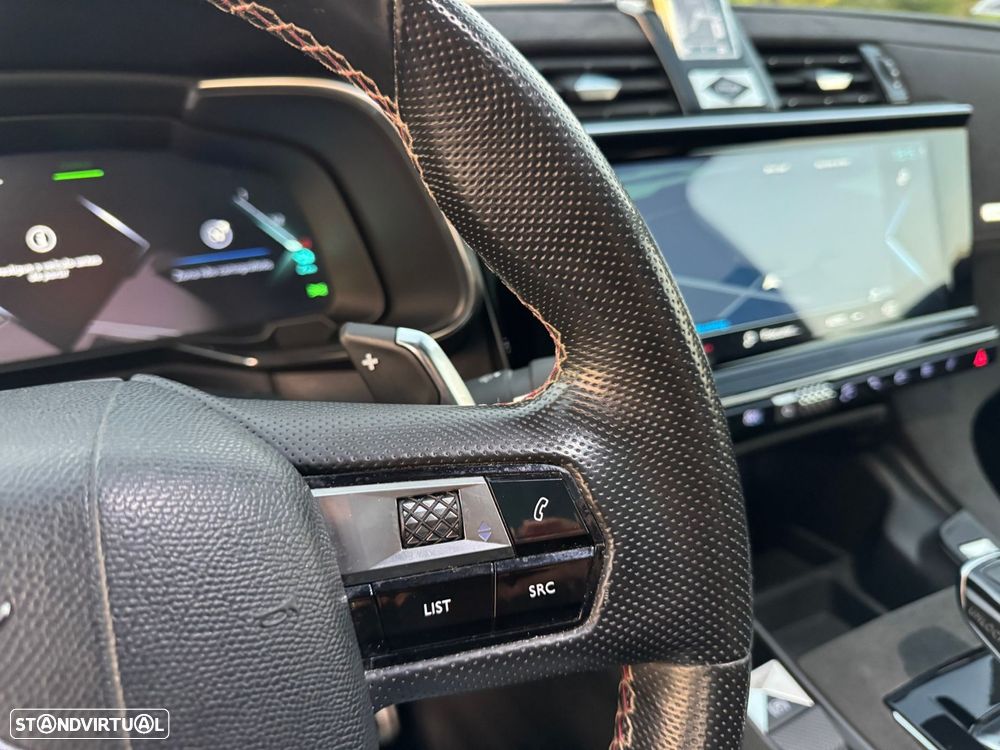 DS DS7 Crossback E-Tense Performance Line+ EAT8 - 31