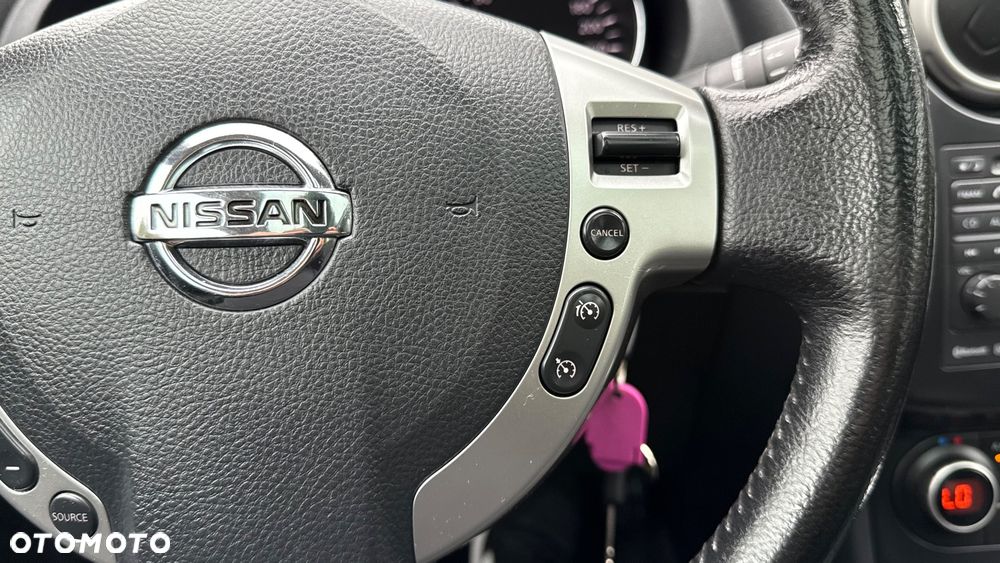 Nissan Qashqai - 22