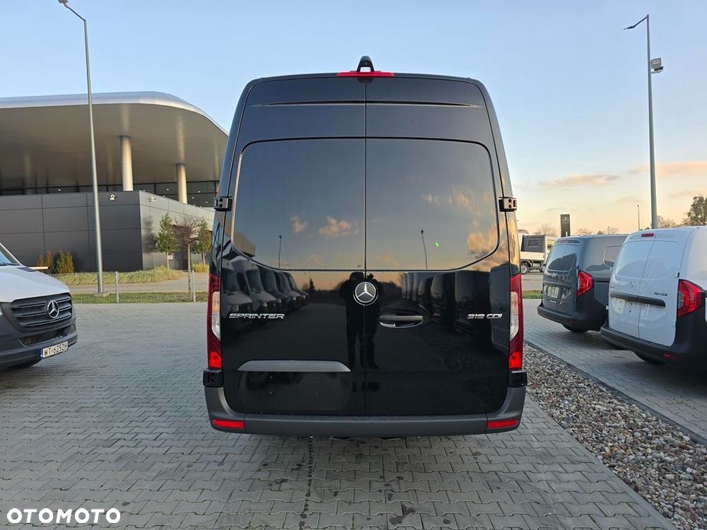 Mercedes-Benz Sprinter 319 CDI Long PRO 9G-Tronic - 8