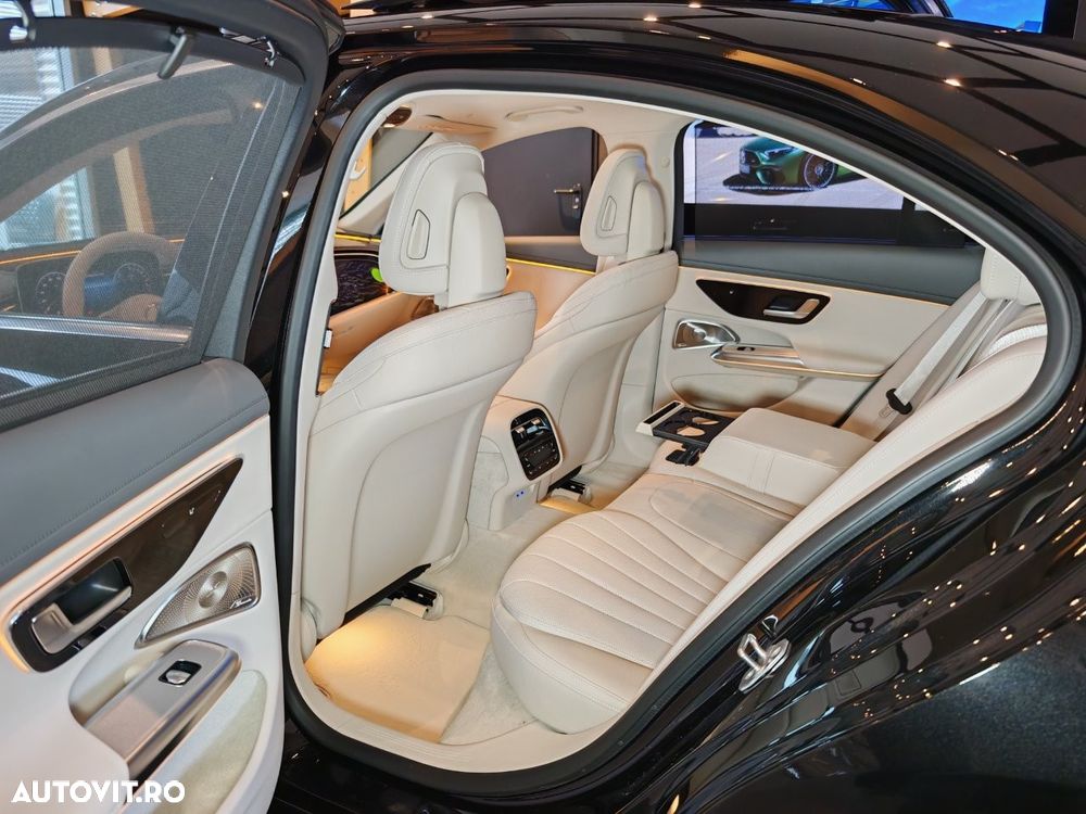 Mercedes-Benz E 300 4MATIC Aut. - 15