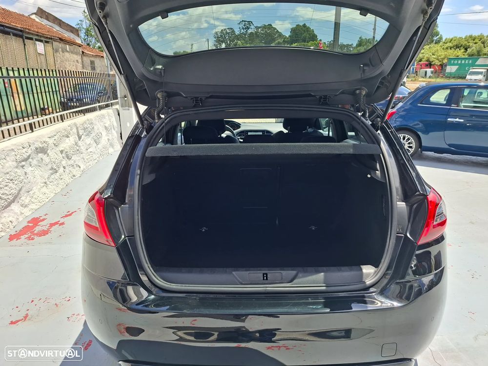 Peugeot 308 PureTech 130 Stop & Start GT-Line Edition - 27