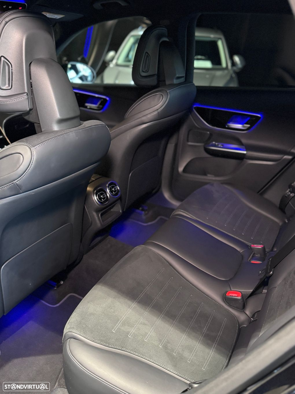 Mercedes-Benz GLC 300 de 4Matic - 47