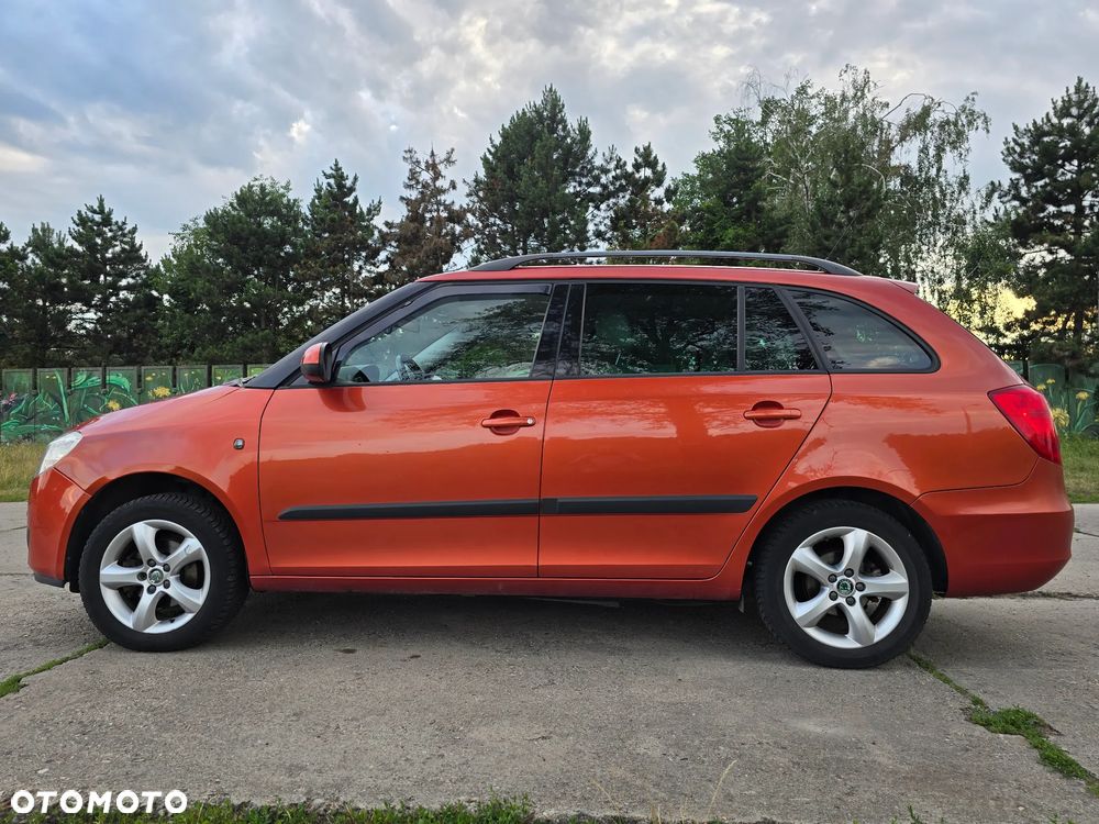 Skoda Fabia 1.6 16V Style - 11
