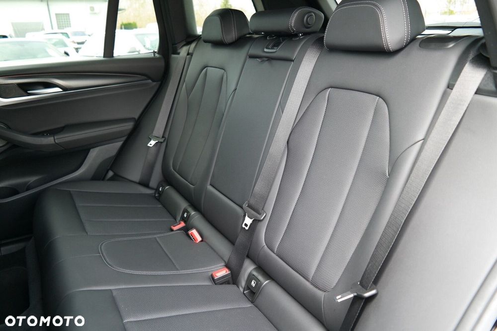 BMW X3 - 14