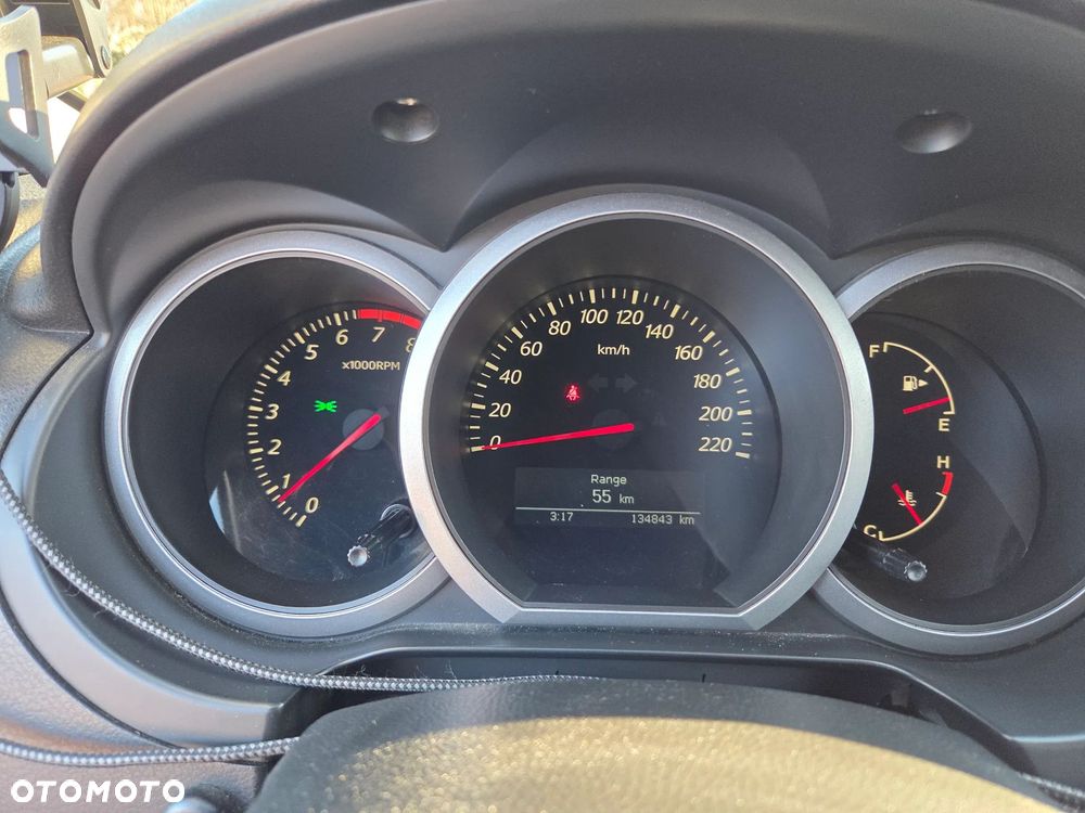 Suzuki Grand Vitara 2.4 De Luxe EU5 - 16