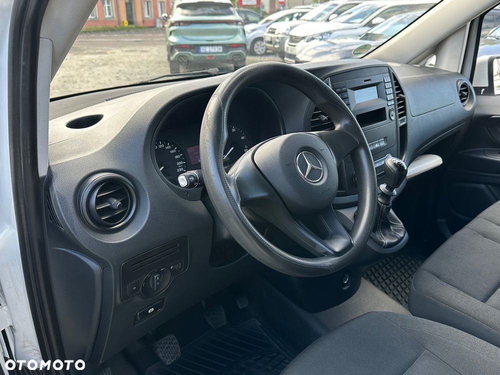 Mercedes-Benz VITO - 12