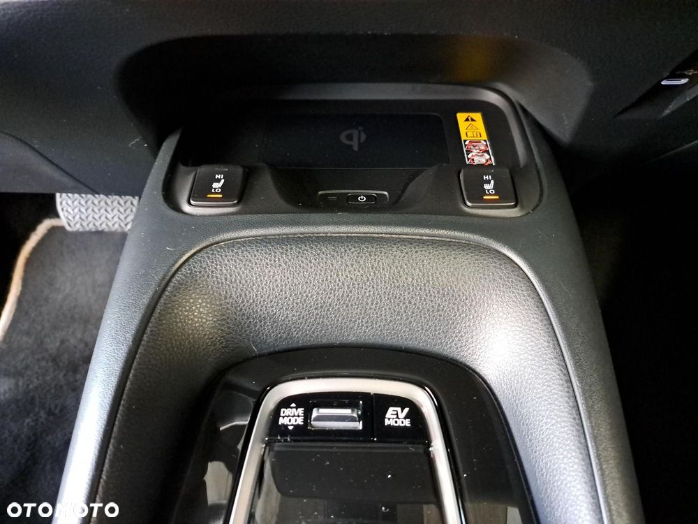 Toyota Corolla 1.8 Hybrid Comfort - 26