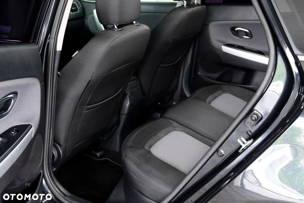 Kia Ceed 1.6 GDI Fifa World Cup Edition - 8