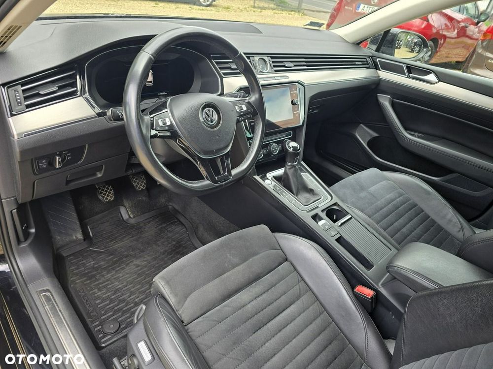 Volkswagen Passat - 7