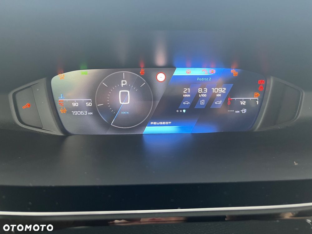 Peugeot 408 - 19