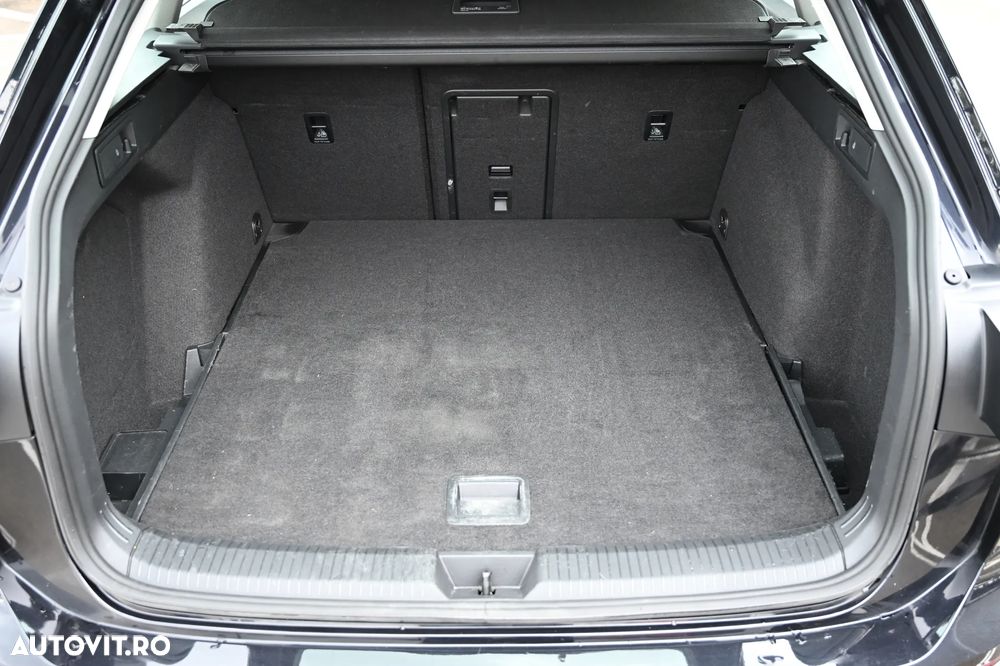 Volkswagen Golf 2.0 TDI DSG Comfortline - 15